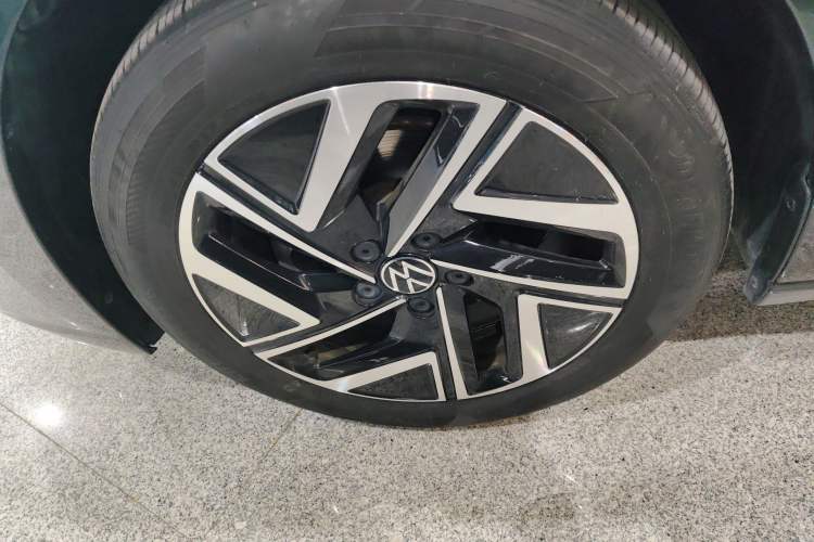 Used Volkswagen Sagitar 2024 300TSI DSG Excellence Edition Left Front Wheel Hub