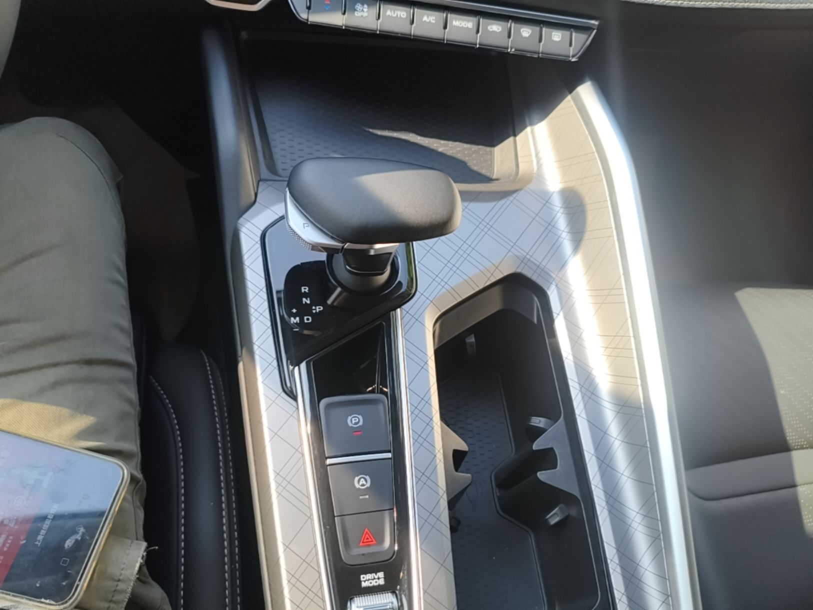 Geely Auto Preface 2023 2.0TD Luxury Version — снимка 16