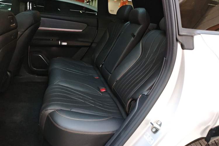 Used CHANGAN NEVO Q07 2025 215 Prestige Edition
