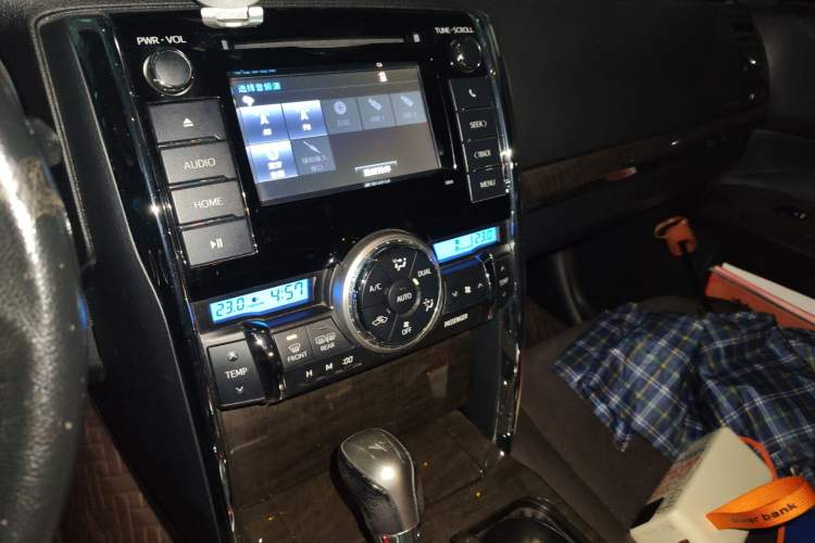 Used Toyota Reiz 2013 2.5V Shangrui Edition
