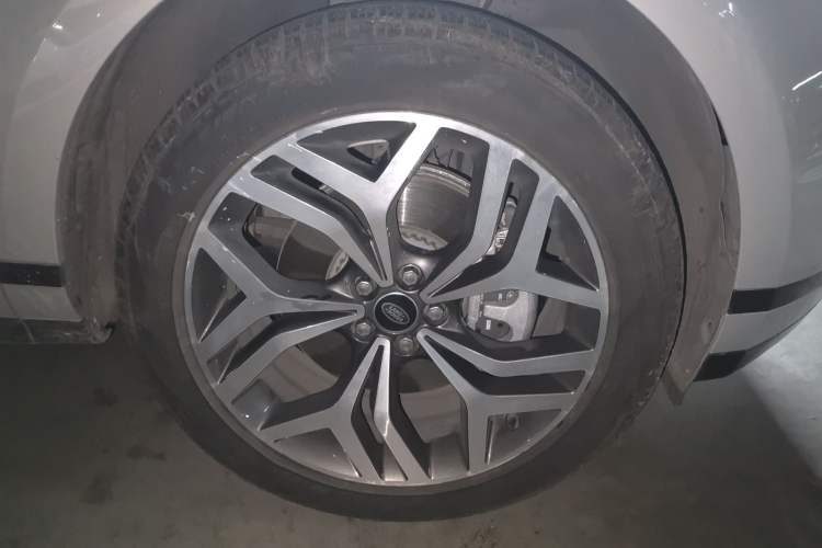 Used Land Rover Range Evoque 2021 Range Rover Velar 249 PS R-Dynamic S Performance Edition
