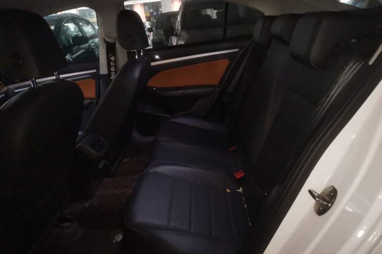 Used Volkswagen Bora 2023 200TSI DSG YueXing PRO Edition Left Rear Seat