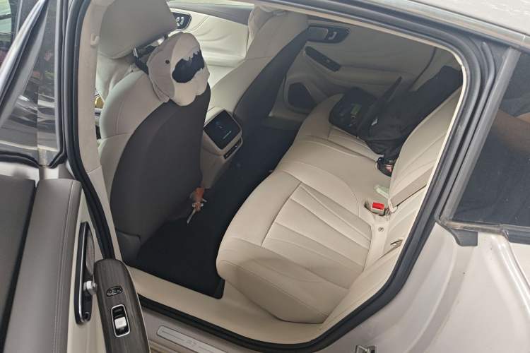 Used Rising F7 2023 Advanced Edition
