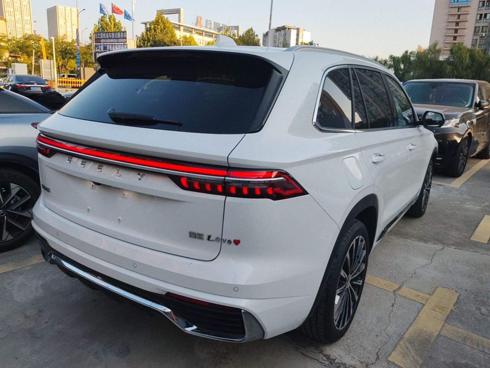Geely Auto Monjaro L 2025 Dongfang Yao 2.0TD Automatic Lanxing Edition — снимка 6