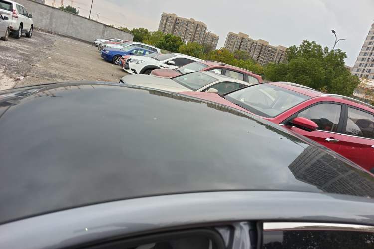 Used Roewe i6 MAX New Energy 2020 1.5T PHEV Cool & Spacious Skyroof Intelligent Drive Supreme Edition
