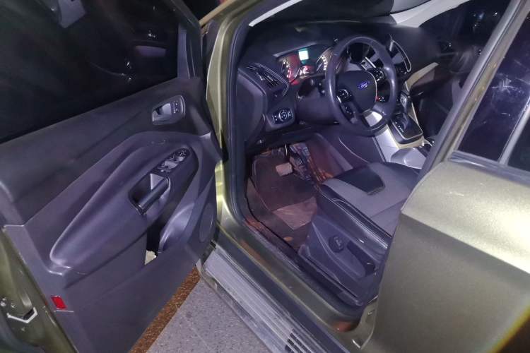 Used Ford Kuga 2015 1.5L GTDi Two-Wheel Drive Fashion Edition Driver Seat