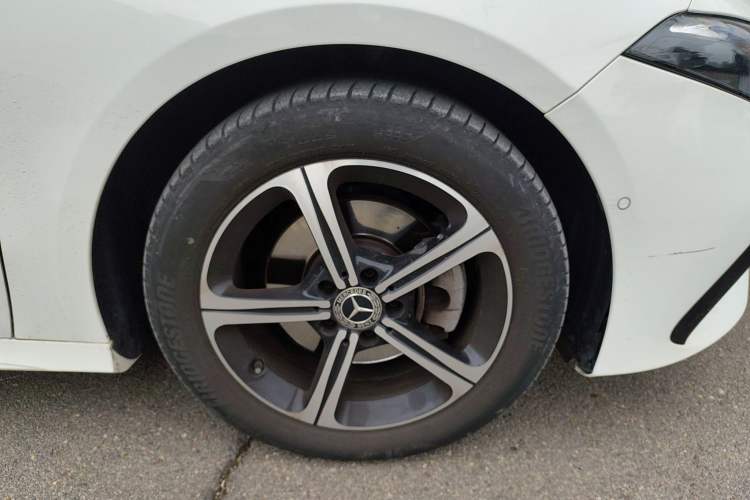 Used Mercedes-Benz A-Class 2022 Revised Version A 200 L Sport Sedan Fashionable Style