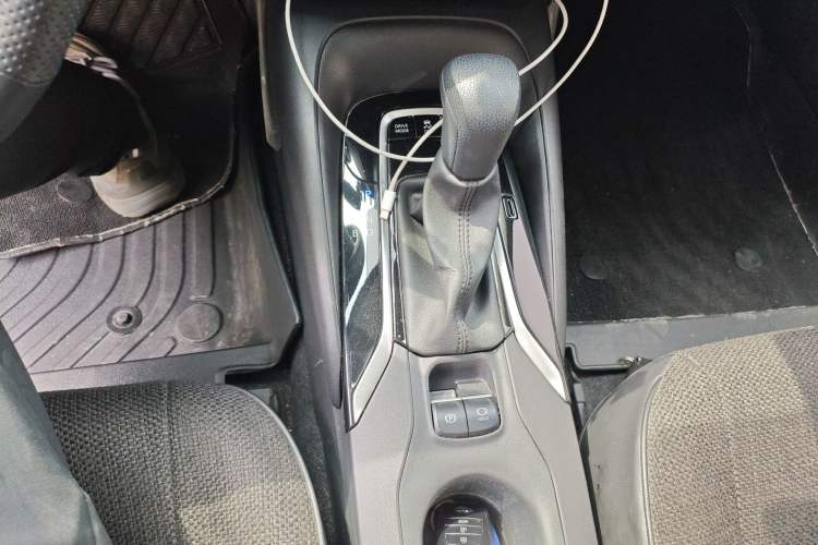 Used Toyota Corolla 2023 1.8L Smart Electric Hybrid Dual-Motor Elite Edition Gear Lever