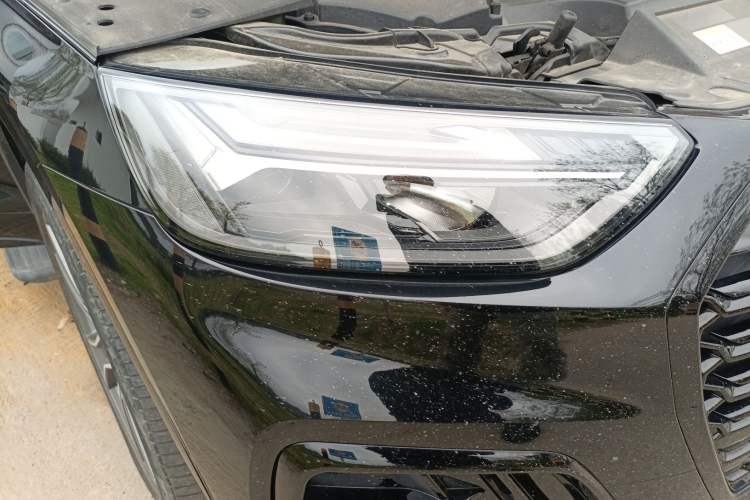 Used Audi Q5L Sportback 2022 Updated 40 TFSI Luxury Edition
