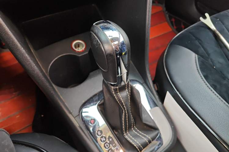 Used Volkswagen Polo 2012 1.6L Cross Polo Automatic Transmission