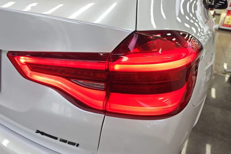 Gebrauchter BMW X3 2018 xDrive28i M Sport Package China VI