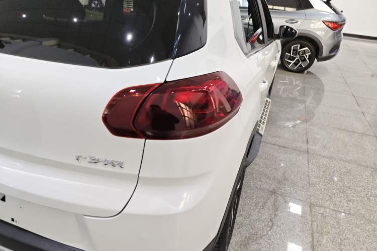 Used Citroen C3-XR 2015 1.6L Automatic Pioneer Model Right Rear Taillight