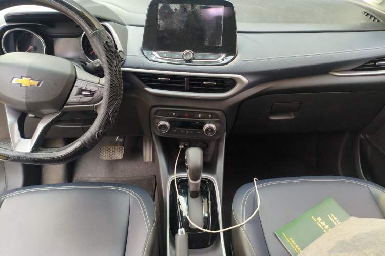 Used Chevrolet Trax 2021 325T Automatic Fun Edition China VI Standard
