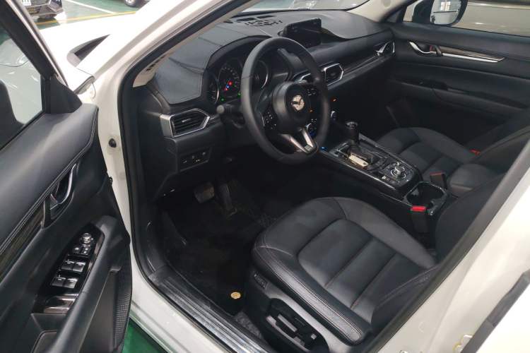 Used Mazda CX-5 2021 2.0L Automatic Two-Wheel Drive ZhiZun Version Driver Seat
