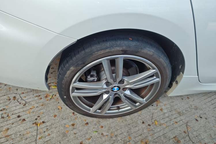 Used BMW 1 Series 2019 120i Leading Model M Sport Package Exterior 5