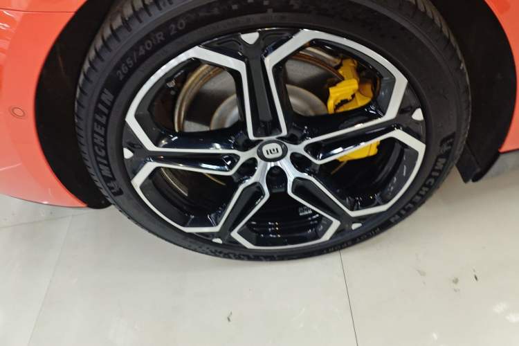 Used Xiaomi Auto SU7 2024 Four-Wheel Drive Ultra-Long Range Advanced Intelligent Driving Max Edition