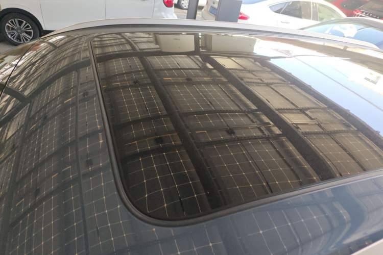 Used Geely Galaxy Xingjian 7 EM-i 2025 120km Flagship Edition Roof