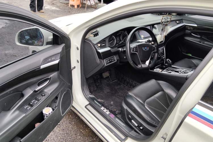 Used Geely Auto Emgrand GT 2015 1.8T Flagship Model