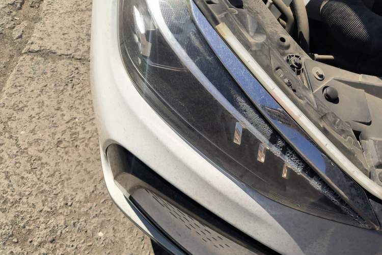 Used BAIC Beijing EU5 2018 R500 Smart Wind Edition Right Front Headlight