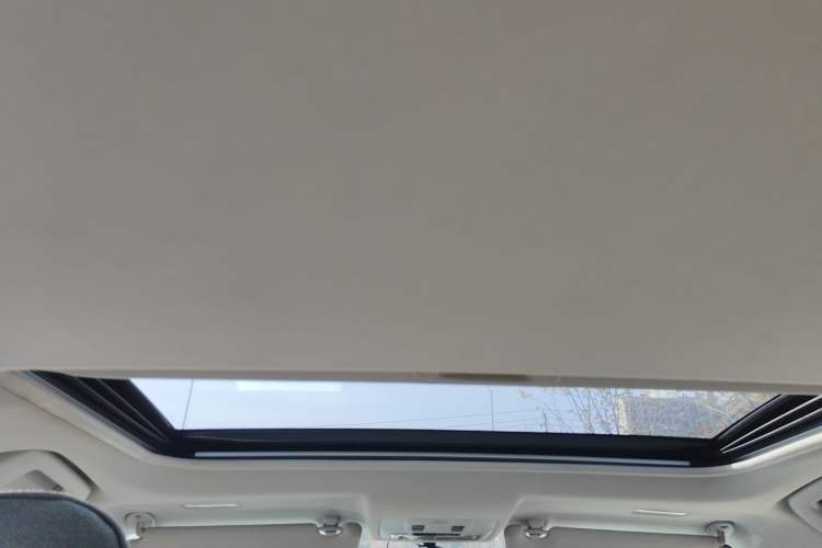 Used Toyota RAV4 2019 2.0L CVT Two-Wheel Drive Fashion X Limited Edition China VI Standard