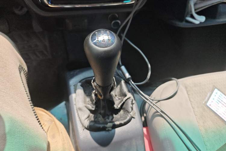 Used Jinbei Hiace X30 2019 1.5L Van Comfort Model China VI SWC15M Gear Lever