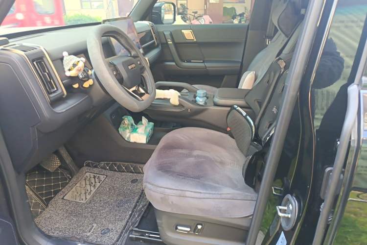 Used iCAR 03T 2024 520km Two-Wheel Drive Long-Range Version Left Front Seat