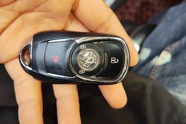 Used Buick Envision 2016 20T Two-Wheel-Drive Elite Model Vehicle Key