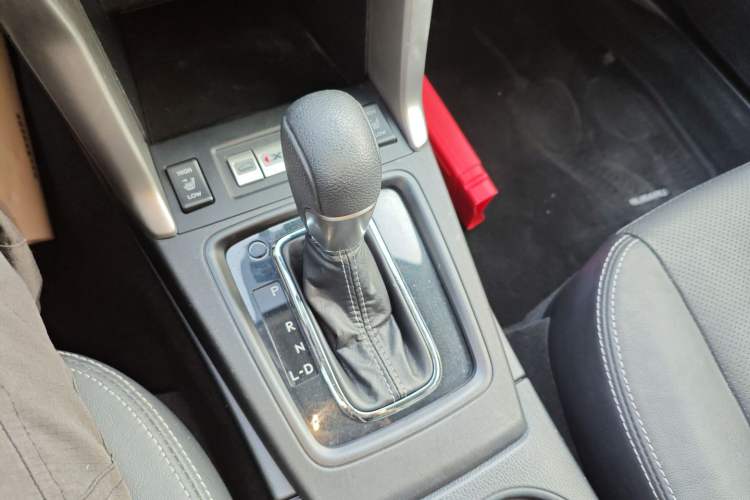 Used Subaru Forester 2013 2.5i Automatic Luxury Edition
