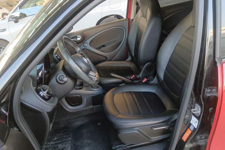 Used smart forfour 2016 1.0L 52 kW Passion Edition