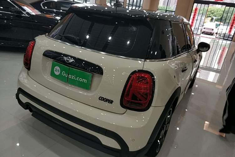 Used MINI 2023 1.5T COOPER Artist Five-Door Edition