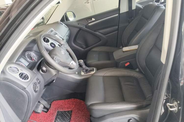 Used Volkswagen Tiguan 2016 300TSI Automatic Two-Wheel Drive Luxury Edition Left Front Seat