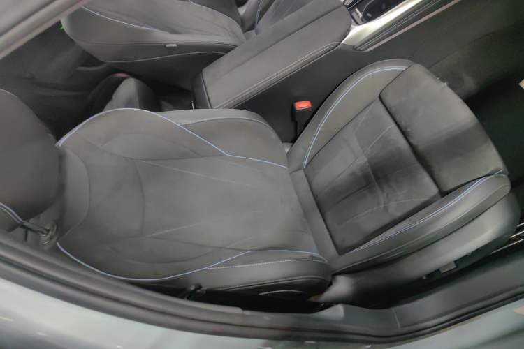 Used Volkswagen Passat 2025 Pro 380TSI Starry Dragon Luxury Edition