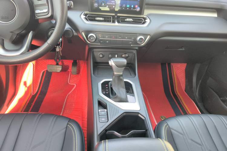 Used Great Wall King Kong Poer 2023 2.0T Automatic Gasoline Two-Wheel-Drive Elite Version Flatbed GW4C20C Gear Lever