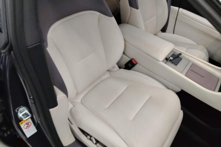 Used Avatr 12 2023 650 Three-Laser Four-Wheel Drive Performance Edition Right Front Seat