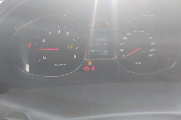 Used Chevrolet Captiva 2017 2.4L 4x4 Flagship Edition 7-Seater
