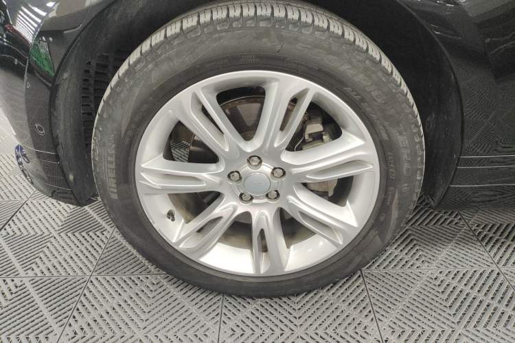 Used Land Rover Range Rover Velar 2022 250 PS Sparkling Heritage Edition