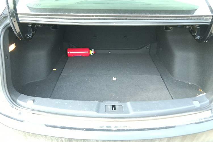 Used Hongqi E-QM5 2024 450km Range Commuter Version Trunk