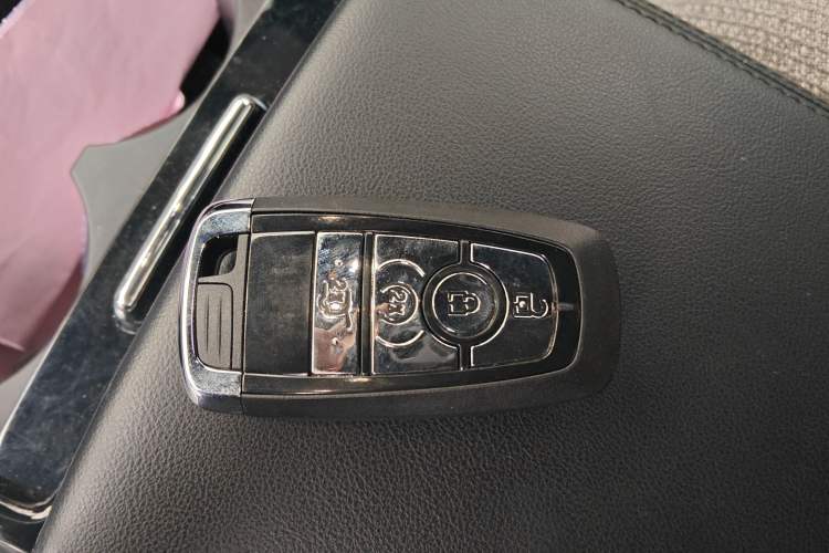 Used Lincoln Nautilus 2021 2.0T Four-Wheel Drive Luxury Edition
