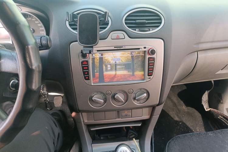 Used Ford Focus 2013 Hatchback Classic 1.8L Manual Base Model
