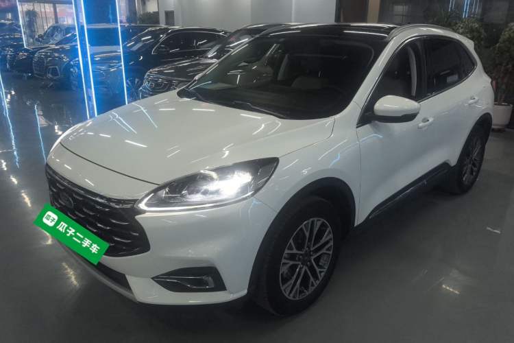 Used Ford Escape 2020 EcoBoost 245 Four-Wheel Drive Titanium Edition