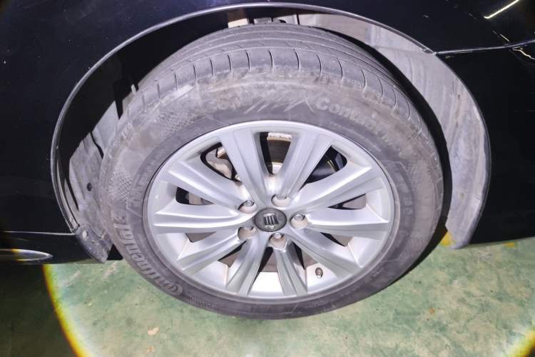 Used Toyota Crown 2012 2.5L Royal Leather Edition
