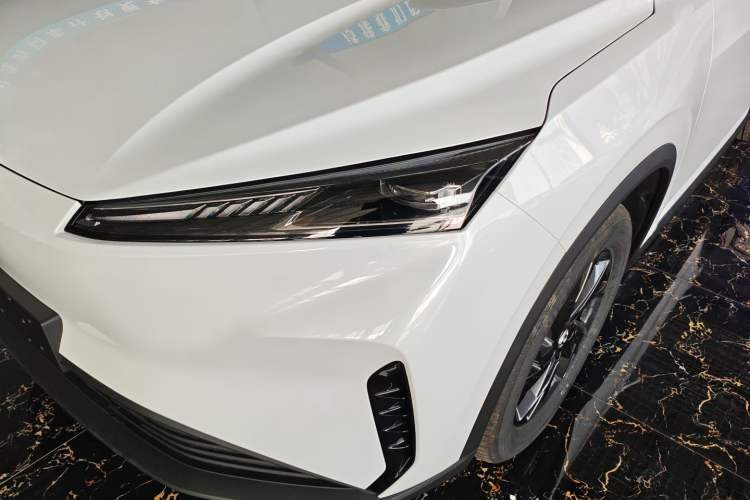 Used Dongfeng Aeolus SKY EV01 2025 530 km AIR Elite Edition
