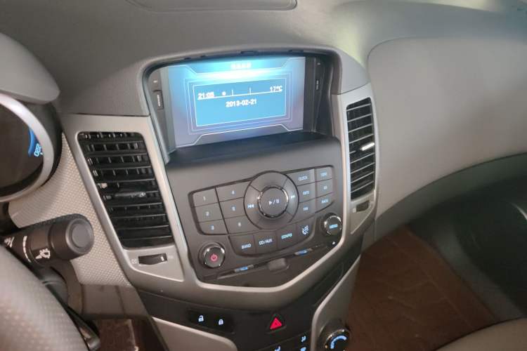 Used Chevrolet Cruze 2013 1.8L SE AT