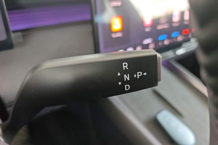 Used Nissan N6 2026 Model 180 Max