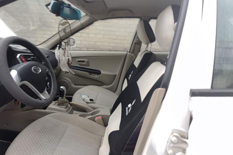 Used Soueast V3 Lingyue 2015 1.5L Manual Happiness Edition Left Front Seat