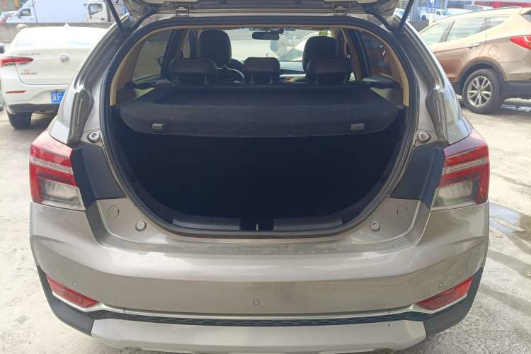 Used Geely Auto Vision S1 2018 1.4T CVT FENGXING Model
