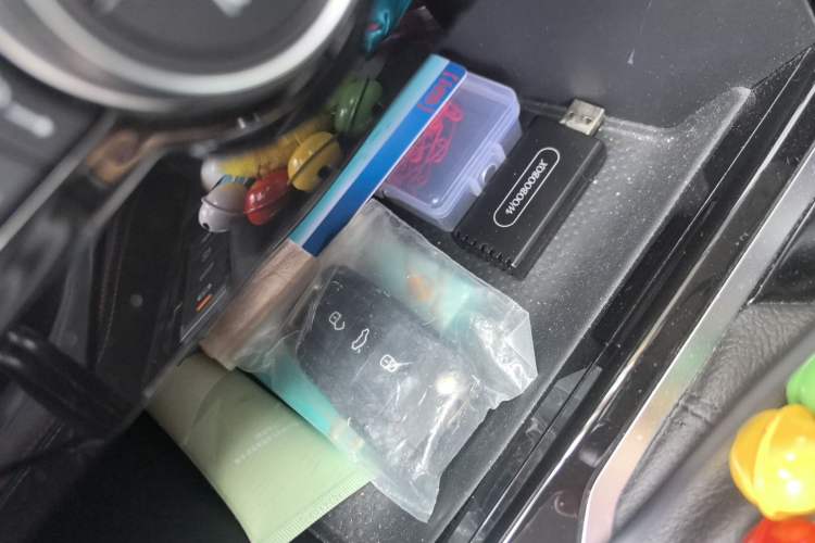 Used Volkswagen Tayron 2019 330TSI Two-Wheel-Drive Luxury Version China V Emission Standard
