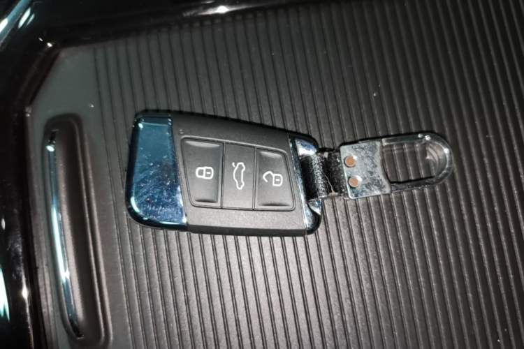 Used Volkswagen Passat 2023 330TSI Starry Luxury Edition
