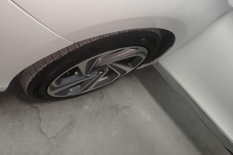 Used DS 5 2015 1.8T Prestige Edition THP200
