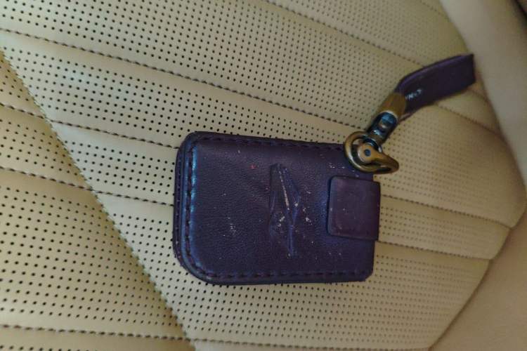 Used Lynk & Co 09 2021 2.0T Halo Six-Seater